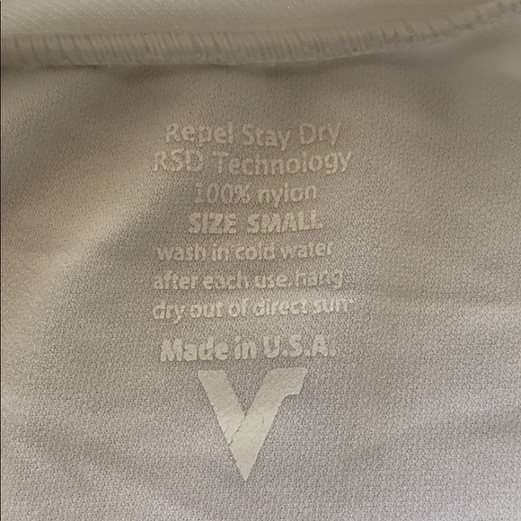 🌸 Mauna Kea Rash Guard 🌸 - Picture 4 of 8